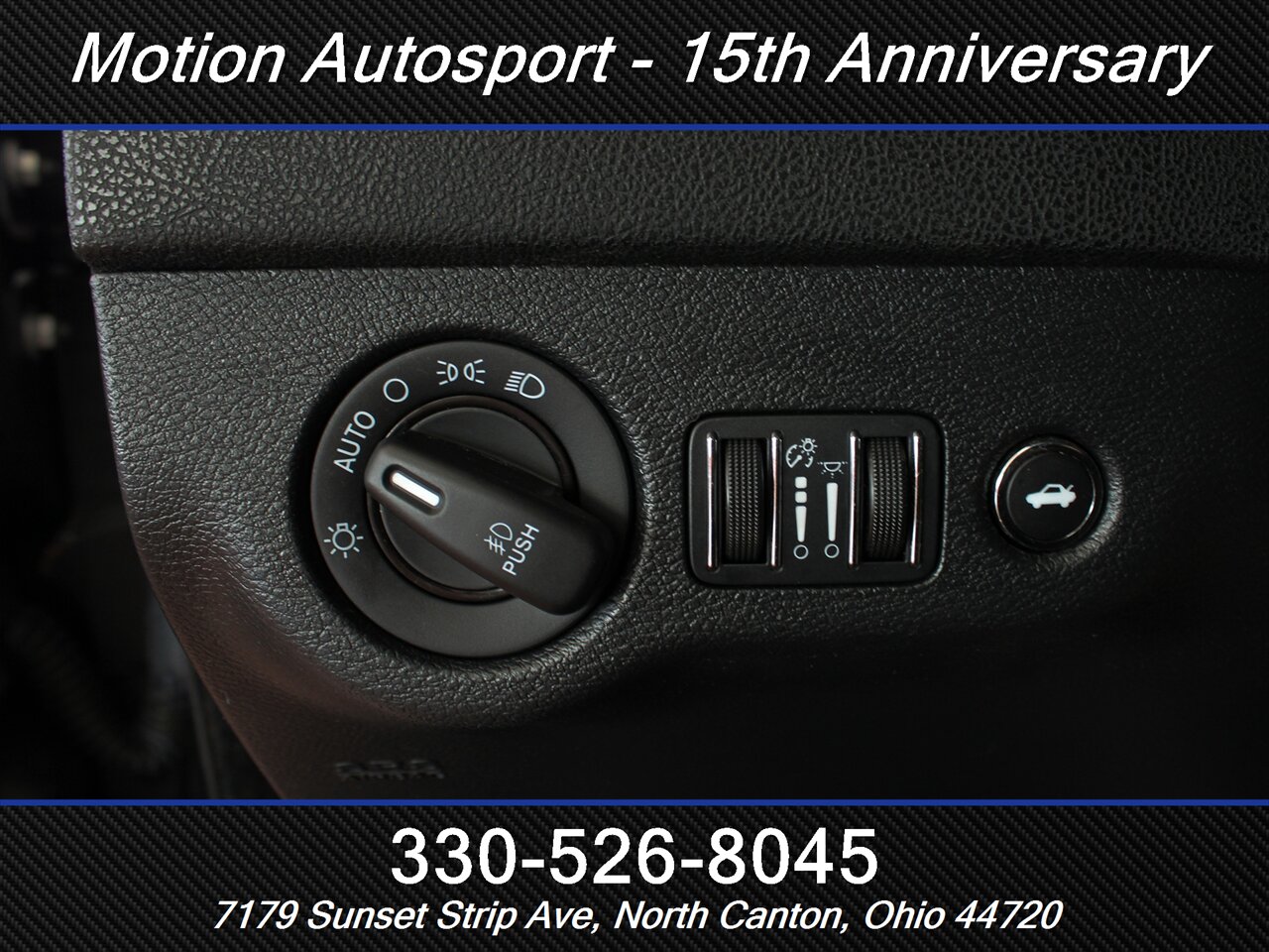 2014 Dodge Charger R/T AWD - Photo 16 - North Canton, OH 44720