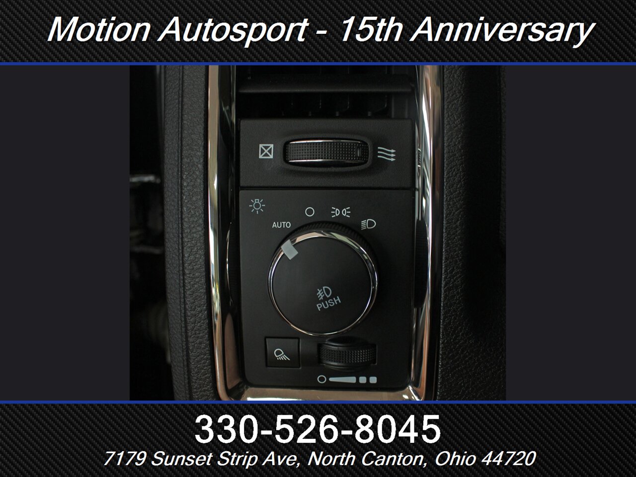 2018 RAM 1500 Night Edition 4X4 - Photo 15 - North Canton, OH 44720