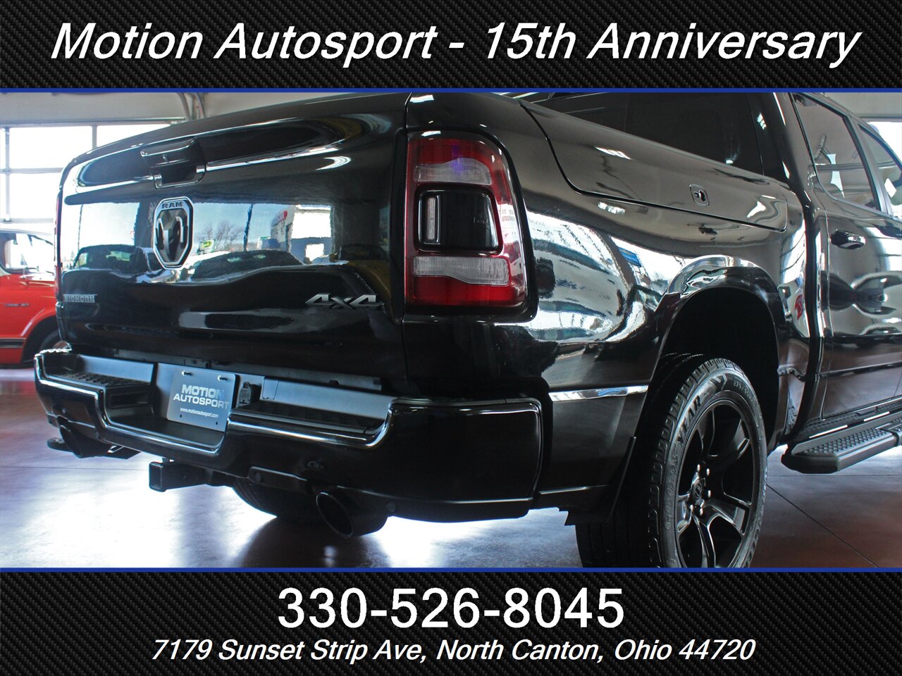 2021 RAM 1500 Big Horn Black Top Edition  Panoramic Roof Ram Box 4X4 - Photo 12 - North Canton, OH 44720