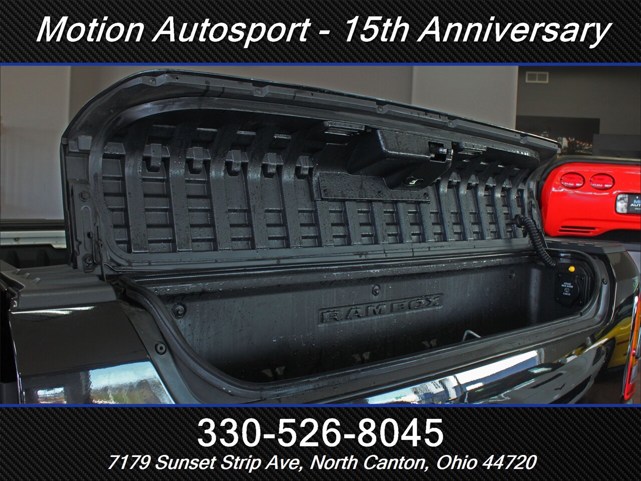 2021 RAM 1500 Big Horn Black Top Edition  Panoramic Roof Ram Box 4X4 - Photo 8 - North Canton, OH 44720