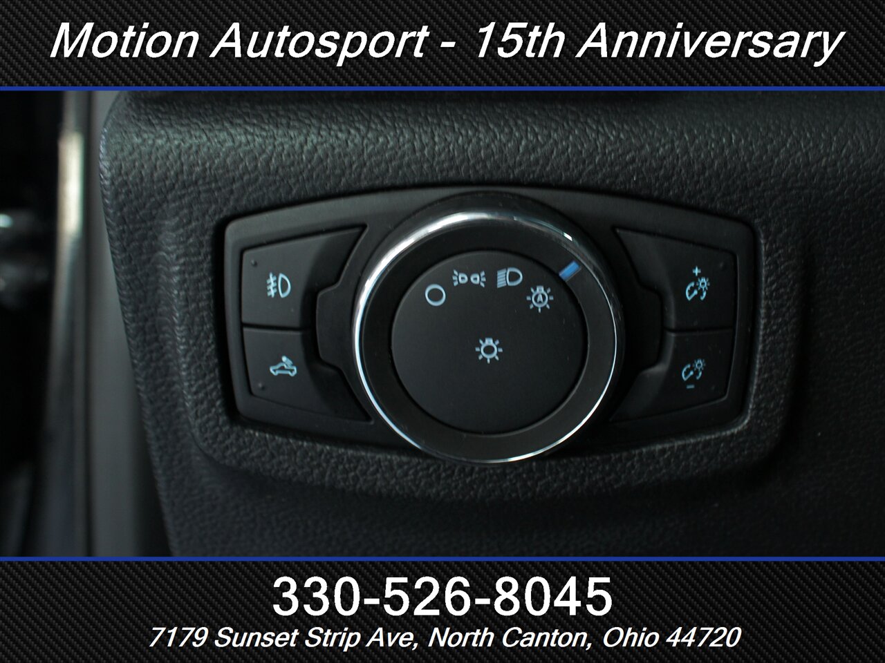 2016 Ford F-150 XLT  Custom Lift 4X4 - Photo 11 - North Canton, OH 44720