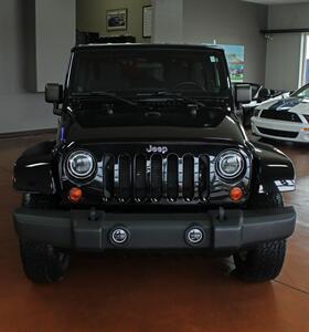 2012 Jeep Wrangler Unlimited Sahara  Hard Top 4X4 - Photo 4 - North Canton, OH 44720