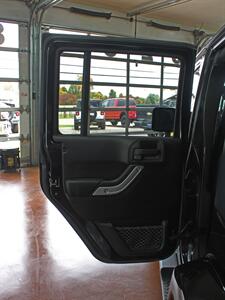 2012 Jeep Wrangler Unlimited Sahara  Hard Top 4X4 - Photo 32 - North Canton, OH 44720