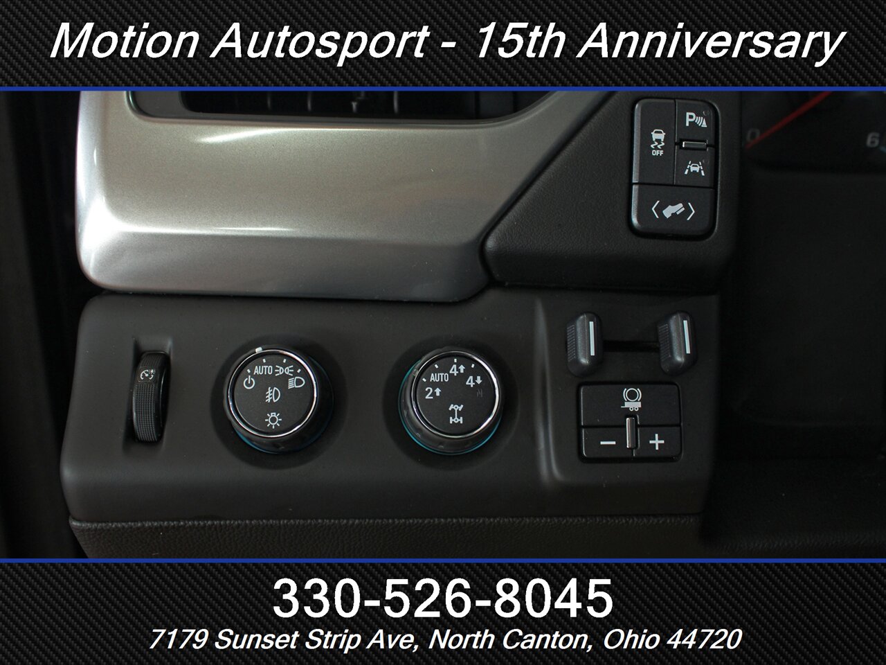 2016 Chevrolet Tahoe LTZ  Moon Roof Navigation 4X4 - Photo 17 - North Canton, OH 44720