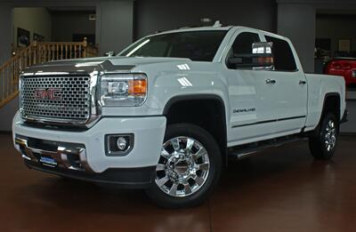 2016 GMC Sierra 2500 Denali  Moon Roof Navigation 4X4 - Photo 1 - North Canton, OH 44720