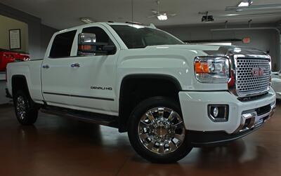 2016 GMC Sierra 2500 Denali  Moon Roof Navigation 4X4 - Photo 2 - North Canton, OH 44720