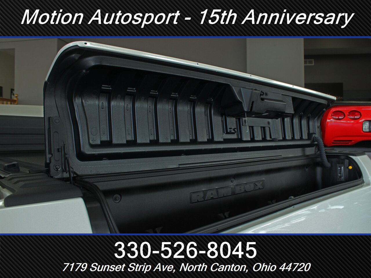 2017 RAM 1500 Laramie Limited  Moon Roof Navigation Ram Box 4X4 - Photo 8 - North Canton, OH 44720