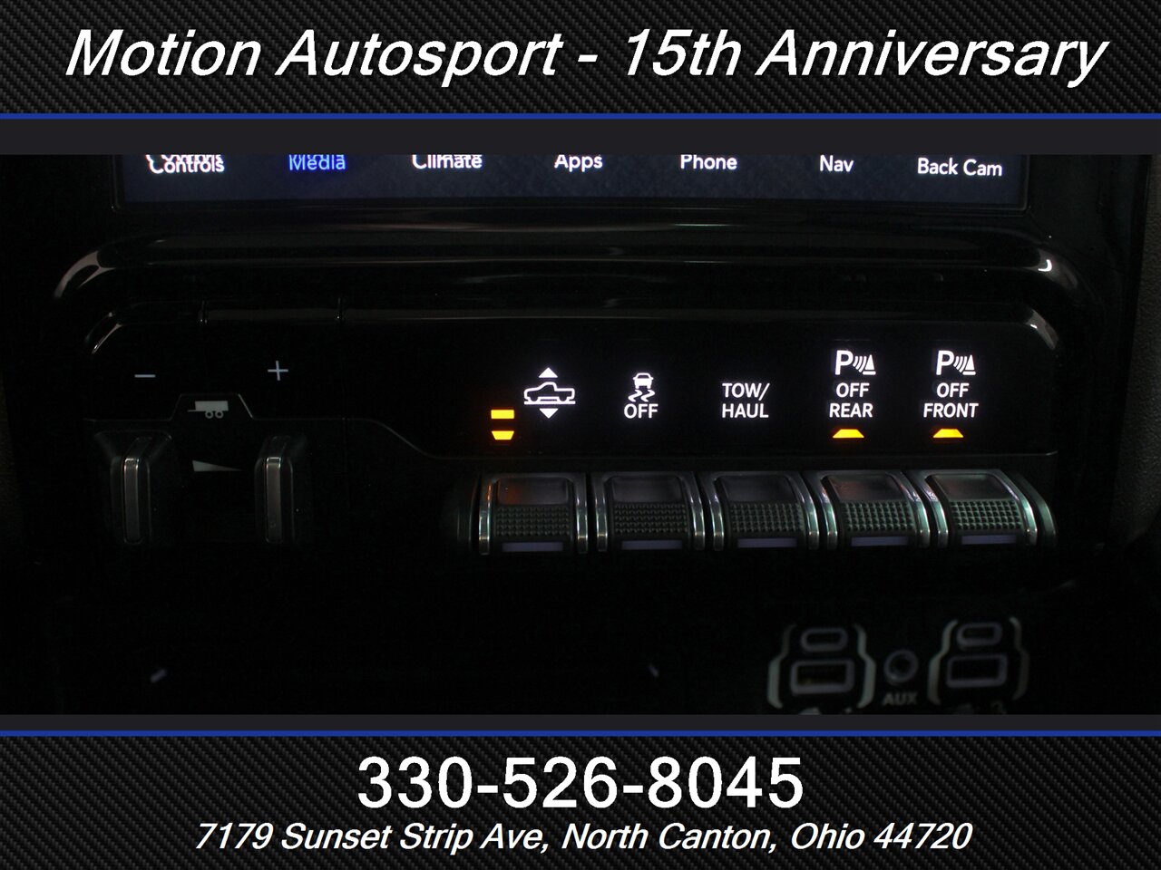 2019 RAM 1500 Sport Black Top Edition  Panoramic Roof 4X4 - Photo 24 - North Canton, OH 44720