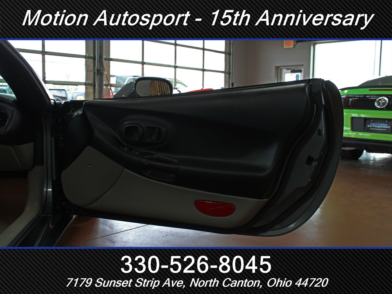 2004 Chevrolet Corvette   - Photo 33 - North Canton, OH 44720