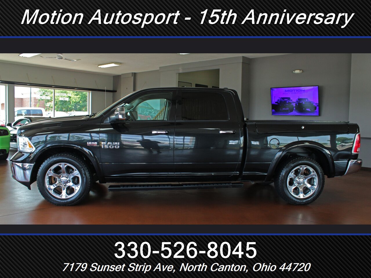 2017 RAM 1500 Laramie  Moon Roof Navigation 4X4 - Photo 7 - North Canton, OH 44720