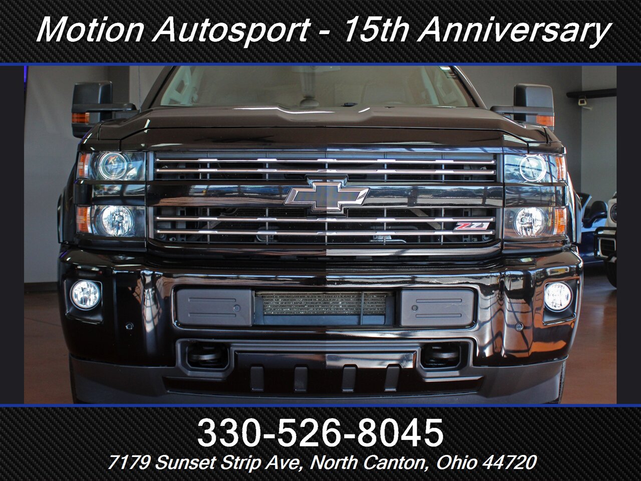 2017 Chevrolet Silverado 2500 LT Z71 Midnight Edition  4X4 - Photo 3 - North Canton, OH 44720