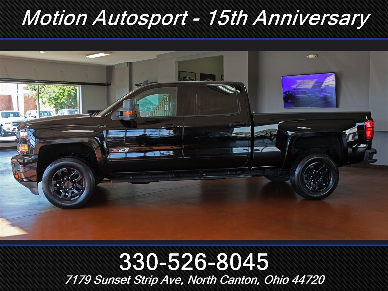 2017 Chevrolet Silverado 2500 LT Z71 Midnight Edition  4X4 - Photo 7 - North Canton, OH 44720