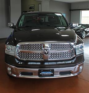 2017 RAM 1500 Laramie  Moon Roof Navigation 4X4 - Photo 4 - North Canton, OH 44720