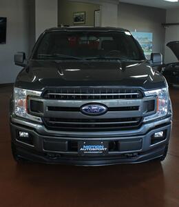 2018 Ford F-150 XLT  Sport 4X4 - Photo 4 - North Canton, OH 44720