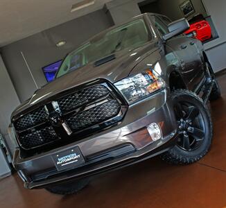 2019 RAM 1500 Classic Express  Black Top Package 4X4 - Photo 48 - North Canton, OH 44720