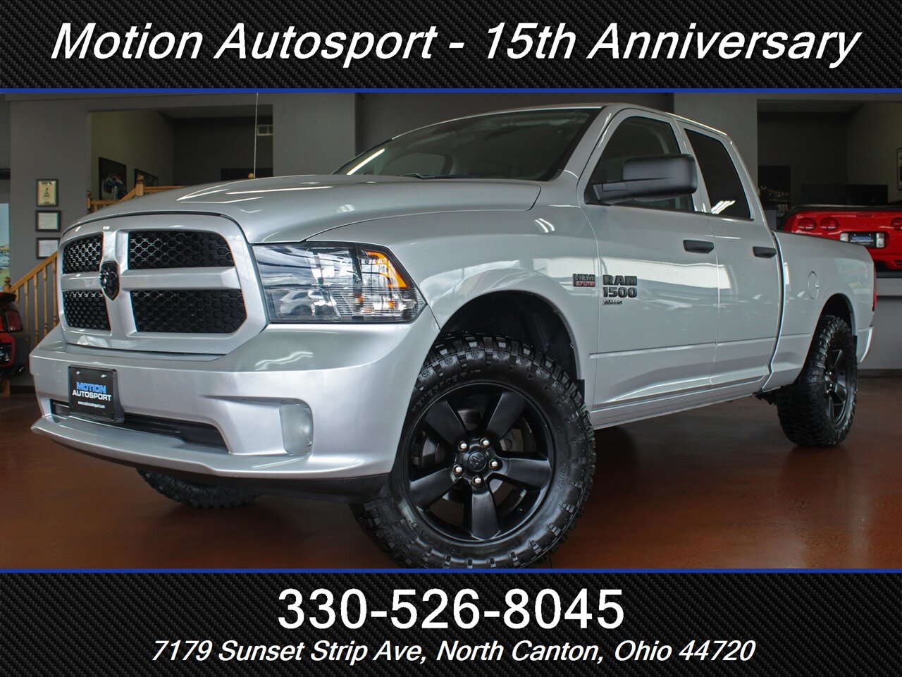 2019 RAM 1500 Classic Express Black Top Edition  4X4 - Photo 1 - North Canton, OH 44720