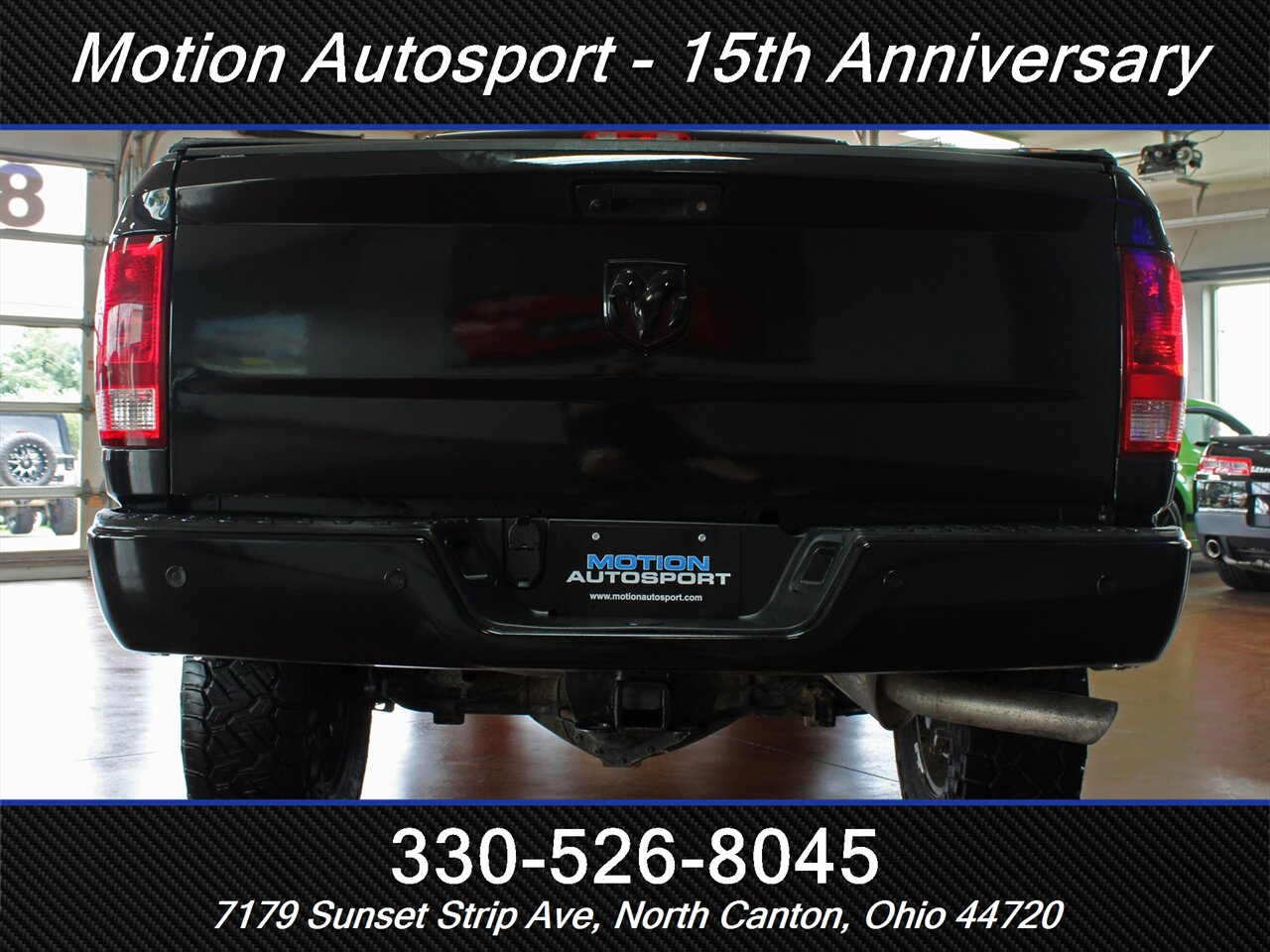 2016 RAM 2500 Big Horn  Moon Roof Black Top Edition 4X4 - Photo 8 - North Canton, OH 44720