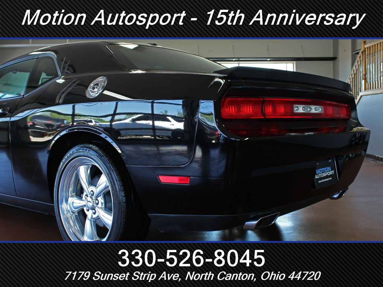 2012 Dodge Challenger R/T Classic - Photo 8 - North Canton, OH 44720