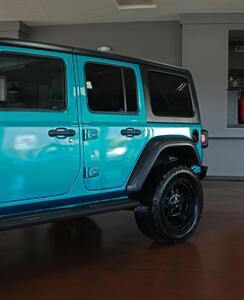 2019 Jeep Wrangler Unlimited Sport  Custom Lift Hard Top 4X4 - Photo 44 - North Canton, OH 44720