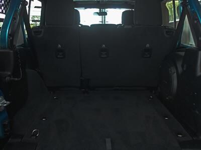 2019 Jeep Wrangler Unlimited Sport  Custom Lift Hard Top 4X4 - Photo 8 - North Canton, OH 44720