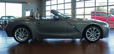 2008 BMW Z4 3.0i   - Photo 14 - North Canton, OH 44720