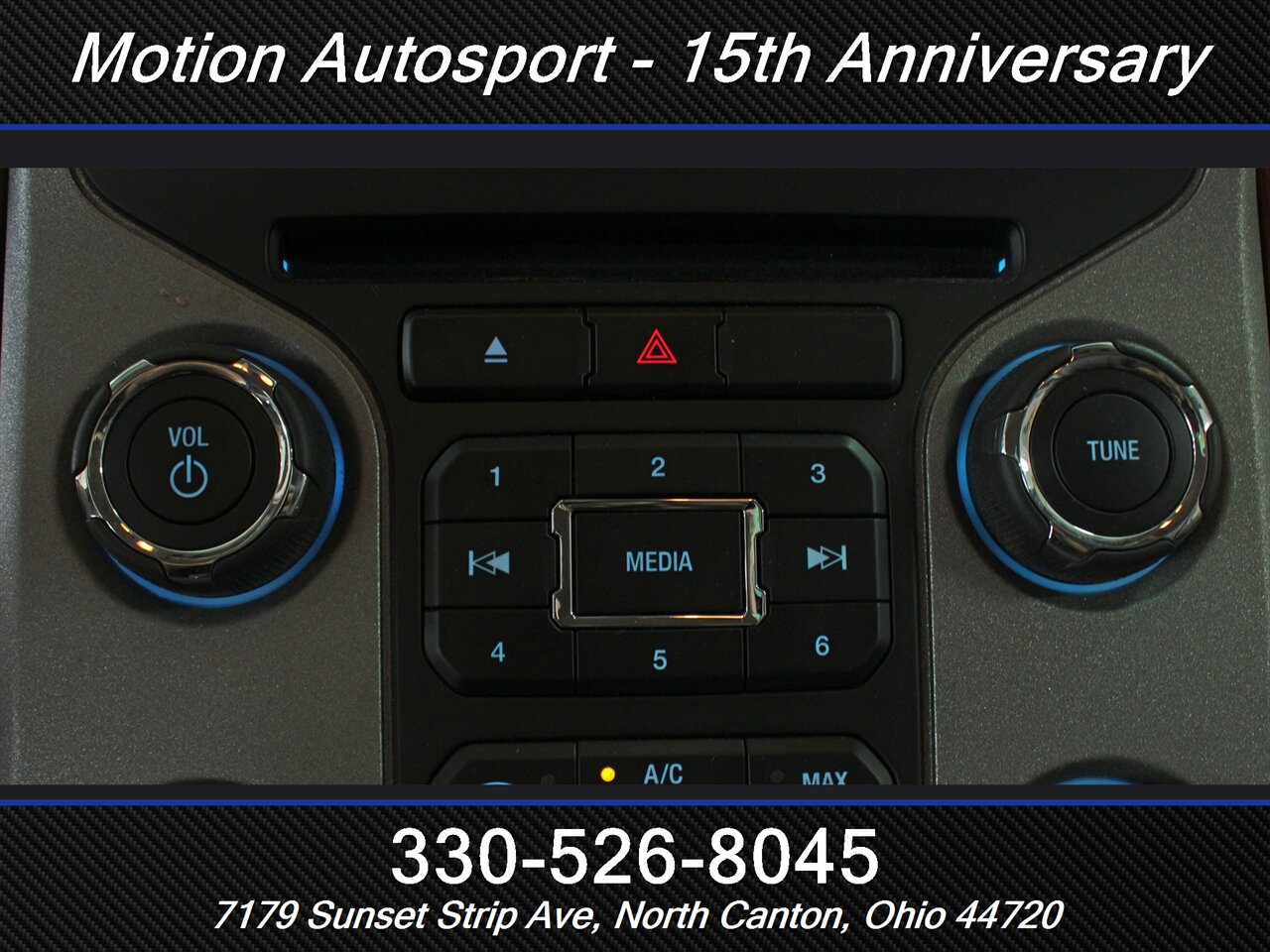 2015 Ford F-350 Super Duty King Ranch  4X4 - Photo 25 - North Canton, OH 44720