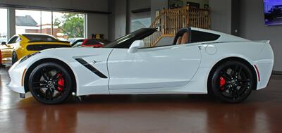 2015 Chevrolet Corvette Stingray Z51  2LT - Photo 6 - North Canton, OH 44720