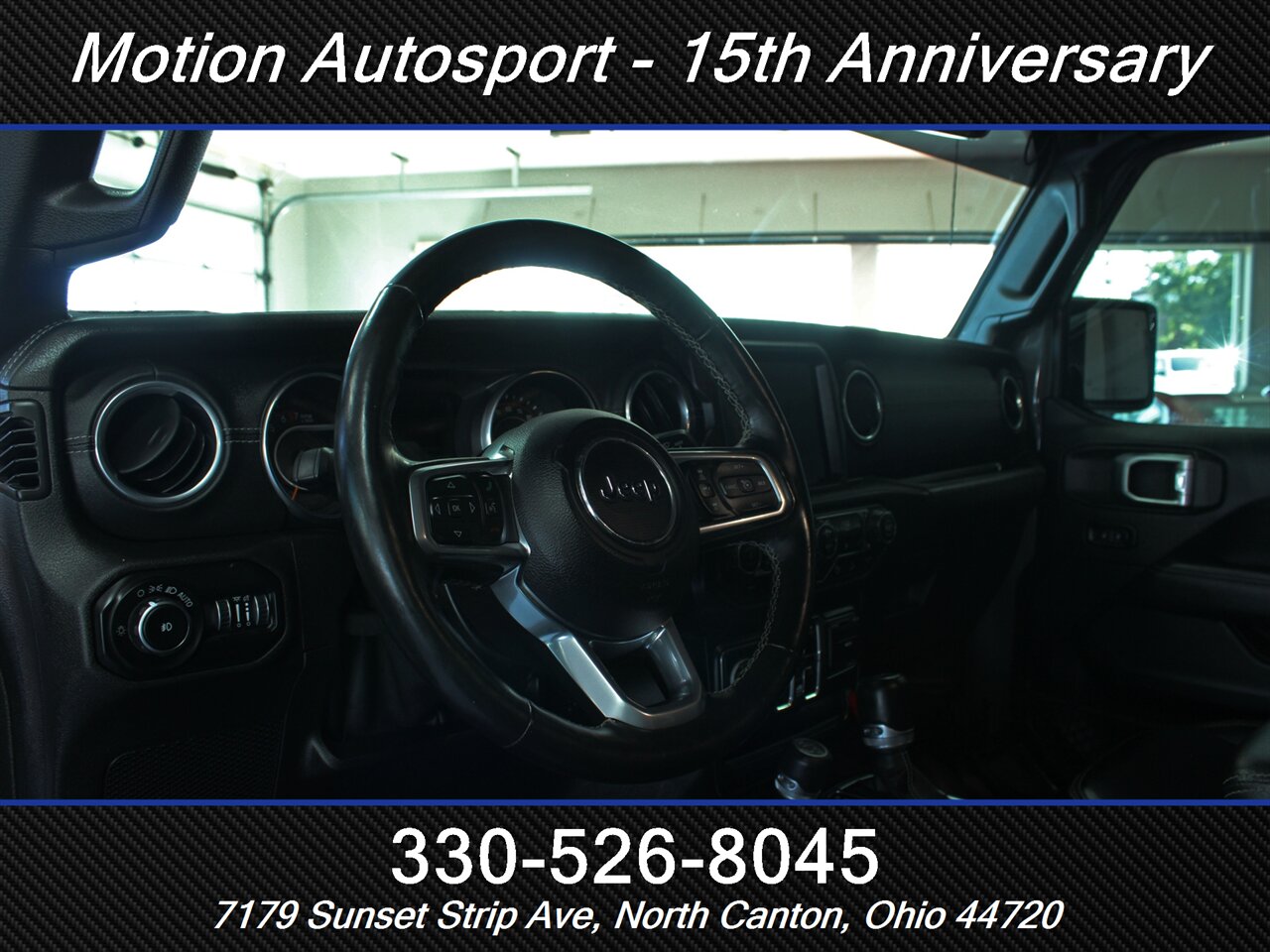 2019 Jeep Wrangler Unlimited Sahara  Hard Top Custom Lift 4X4 - Photo 12 - North Canton, OH 44720
