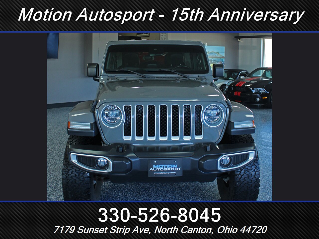 2019 Jeep Wrangler Unlimited Sahara  Hard Top Custom Lift 4X4 - Photo 4 - North Canton, OH 44720