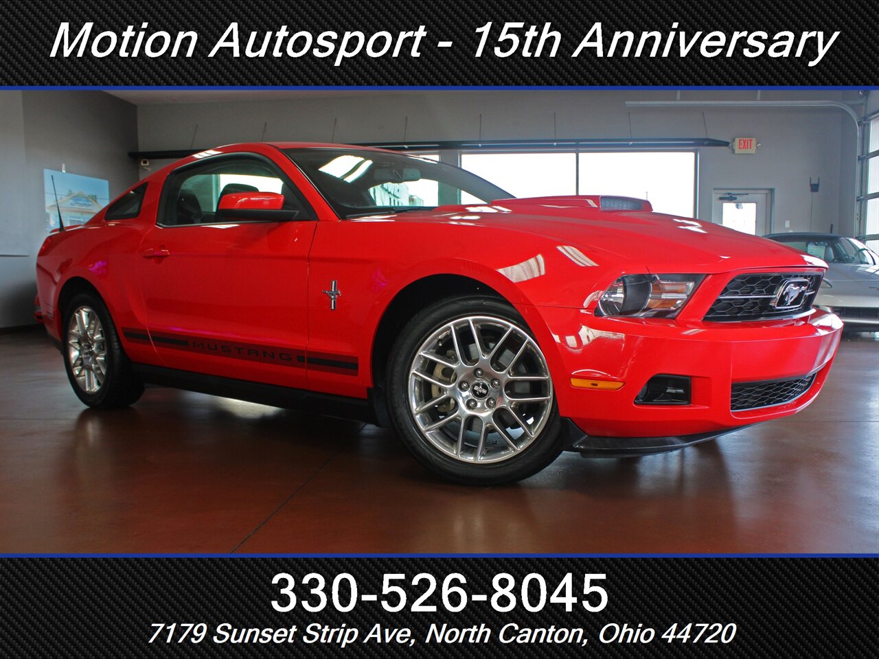 2012 Ford Mustang V6 Premium - Photo 2 - North Canton, OH 44720