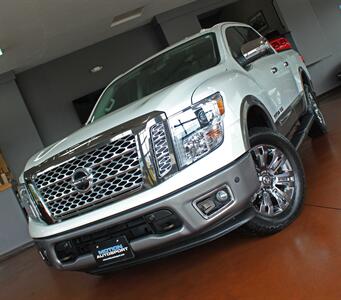 2018 Nissan Titan Platinum Reserve  4X4 - Photo 49 - North Canton, OH 44720