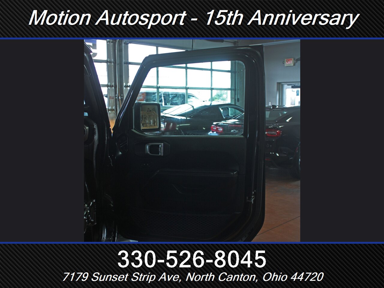 2018 Jeep Wrangler Unlimited Sahara  Hard Top 4X4 - Photo 38 - North Canton, OH 44720