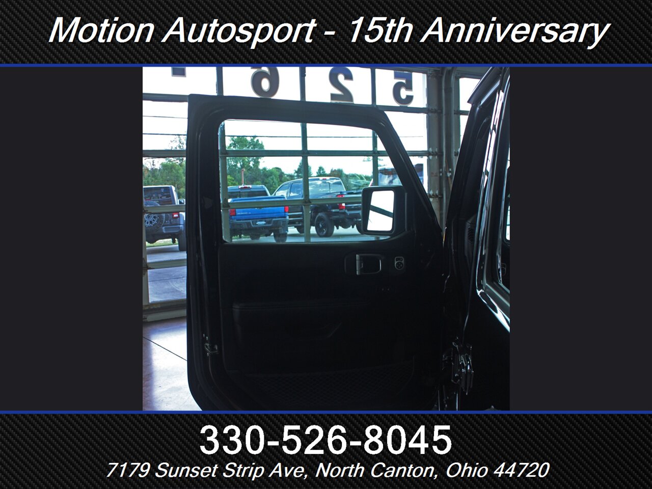 2018 Jeep Wrangler Unlimited Sahara  Hard Top 4X4 - Photo 17 - North Canton, OH 44720