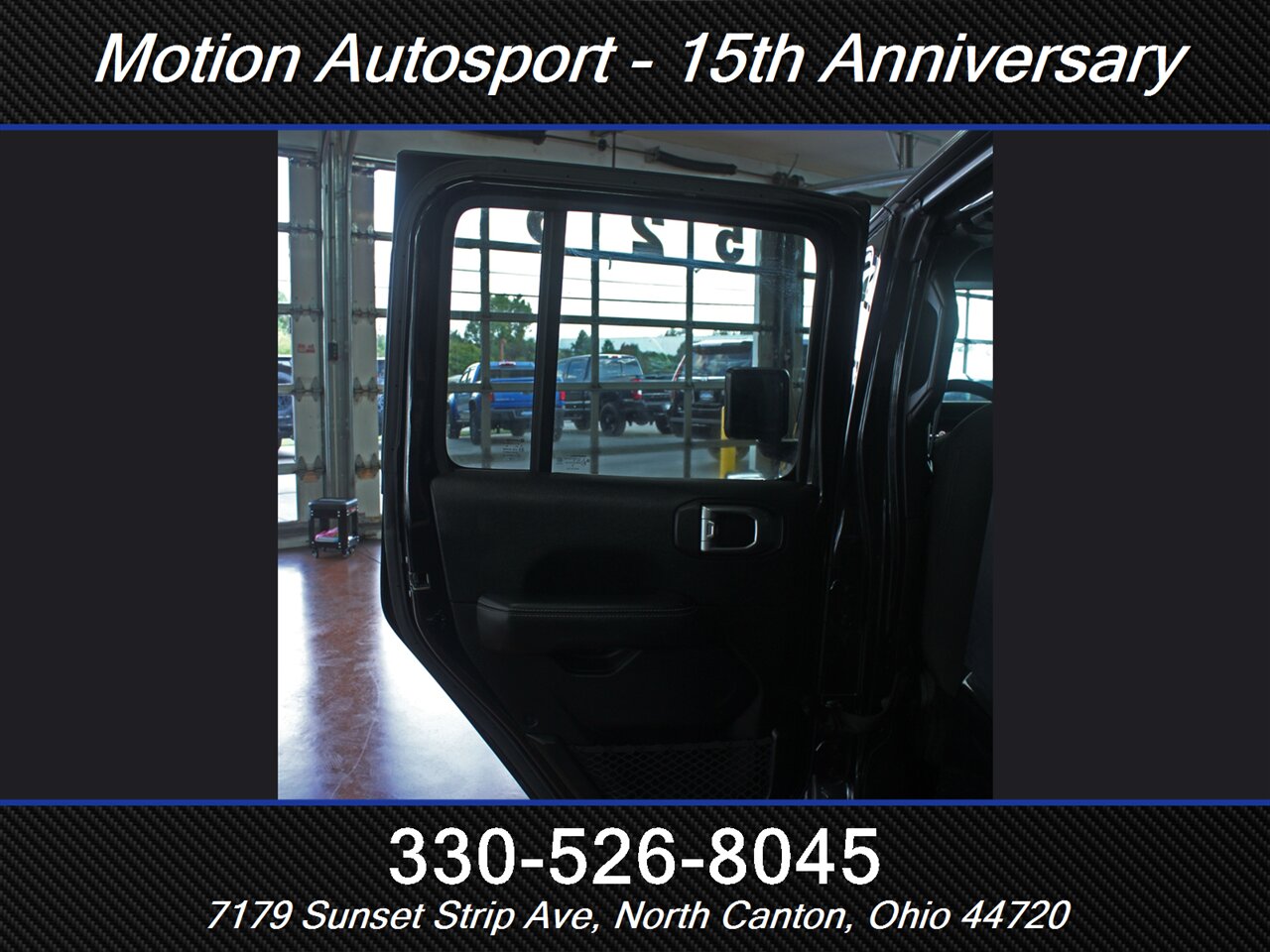 2018 Jeep Wrangler Unlimited Sahara  Hard Top 4X4 - Photo 43 - North Canton, OH 44720