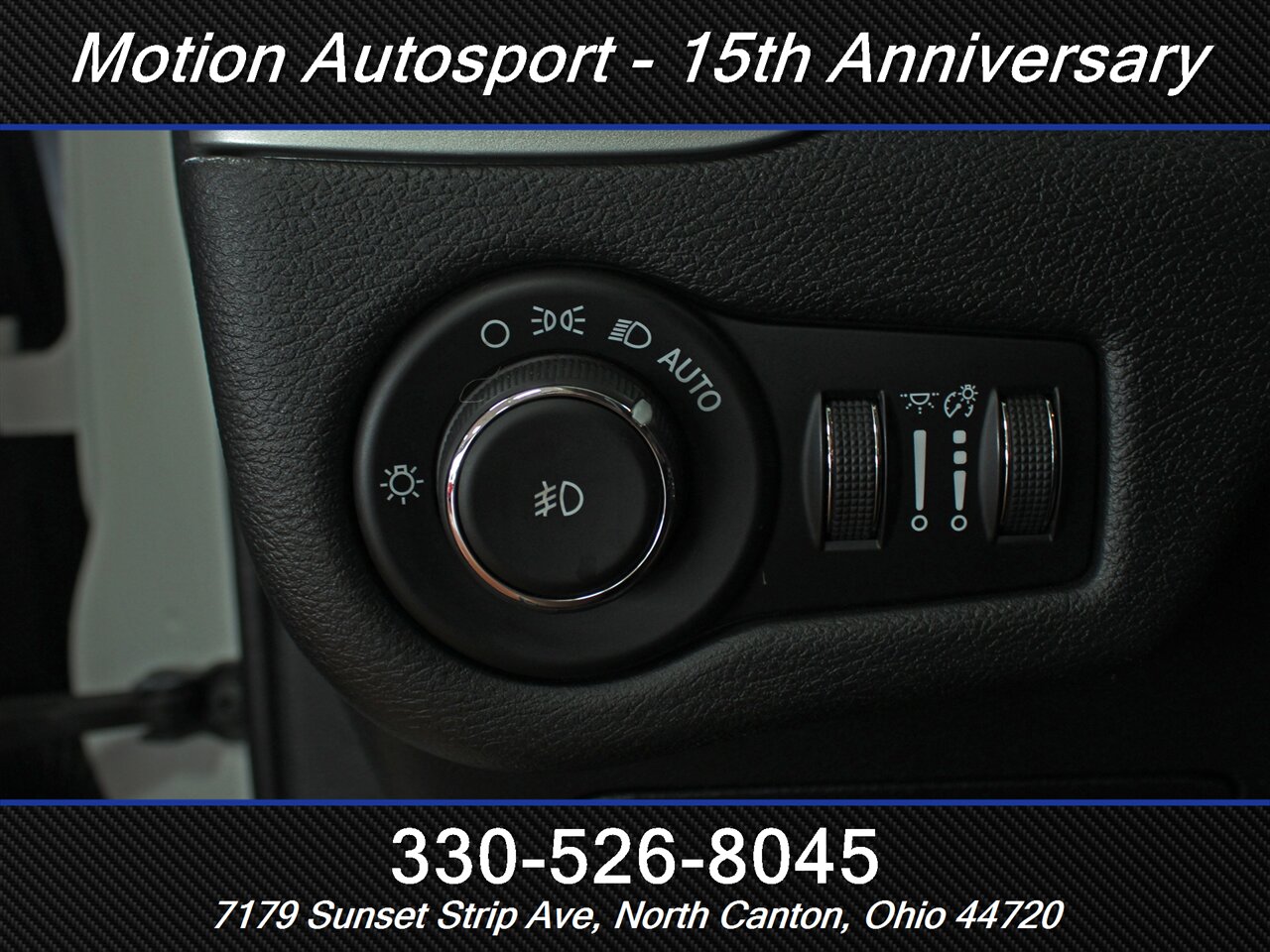 2017 Jeep Cherokee Trailhawk  4X4 - Photo 12 - North Canton, OH 44720