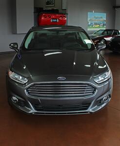 2016 Ford Fusion SE   - Photo 4 - North Canton, OH 44720