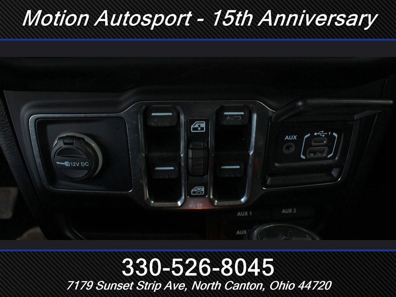 2019 Jeep Wrangler Unlimited Sahara Sky Touch Roof 4X4 - Photo 27 - North Canton, OH 44720