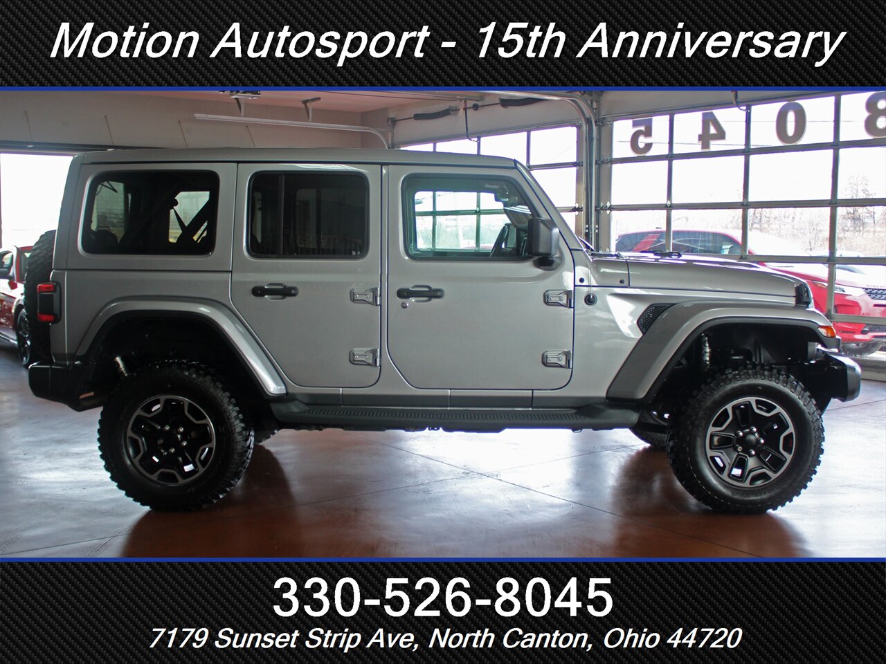 2019 Jeep Wrangler Unlimited Sahara Sky Touch Roof 4X4 - Photo 16 - North Canton, OH 44720