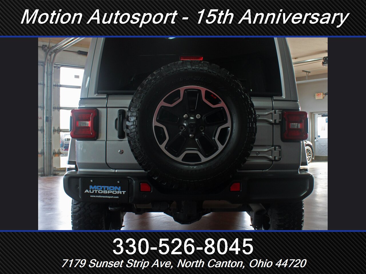 2019 Jeep Wrangler Unlimited Sahara Sky Touch Roof 4X4 - Photo 10 - North Canton, OH 44720