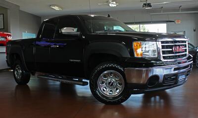 2013 GMC Sierra 1500 SL  4X4 - Photo 2 - North Canton, OH 44720