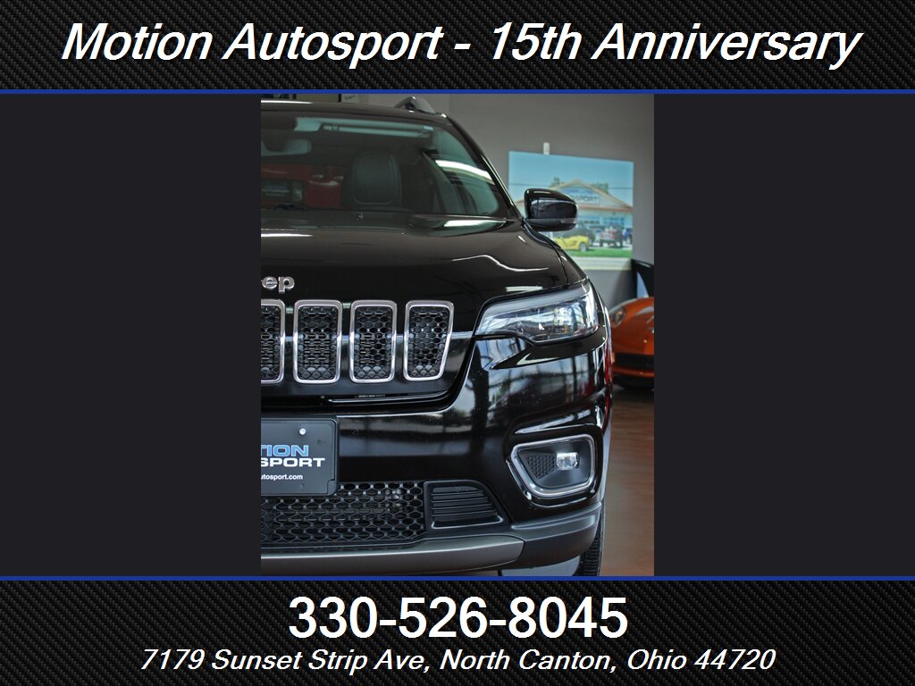 2020 Jeep Cherokee Limited Panoramic Roof 4X4 - Photo 6 - North Canton, OH 44720