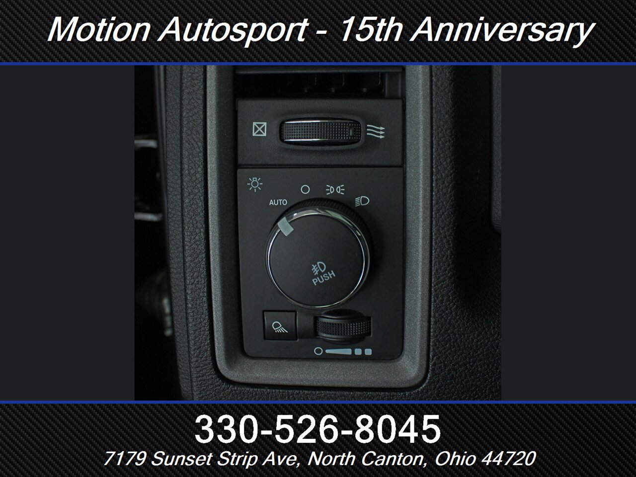 2020 RAM 1500 Classic Night Edition  Custom Lift 4X4 - Photo 17 - North Canton, OH 44720