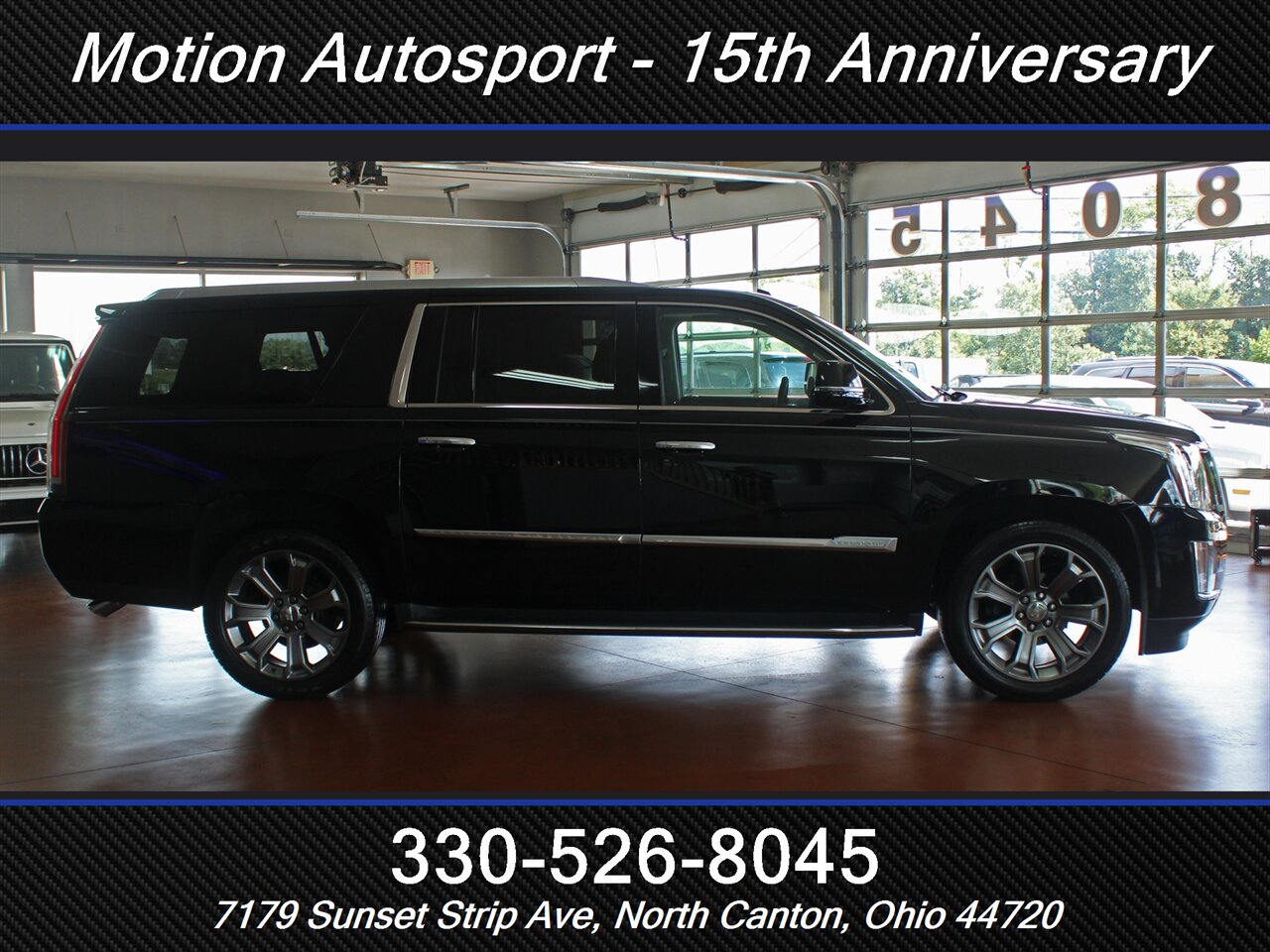 2016 Cadillac Escalade ESV Luxury Collection  4X4 - Photo 13 - North Canton, OH 44720