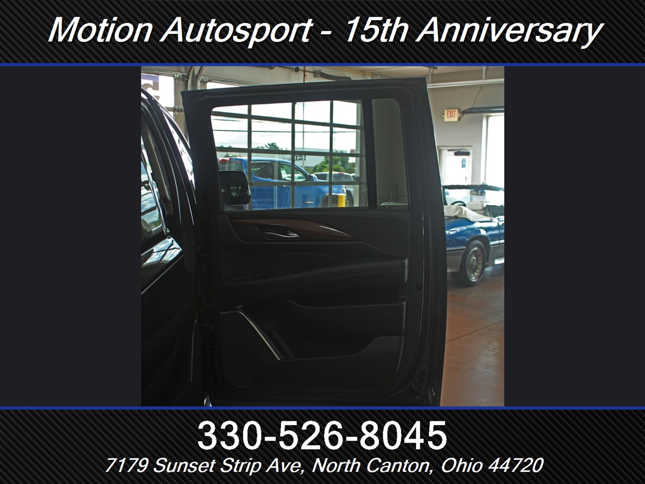 2016 Cadillac Escalade ESV Luxury Collection  4X4 - Photo 40 - North Canton, OH 44720