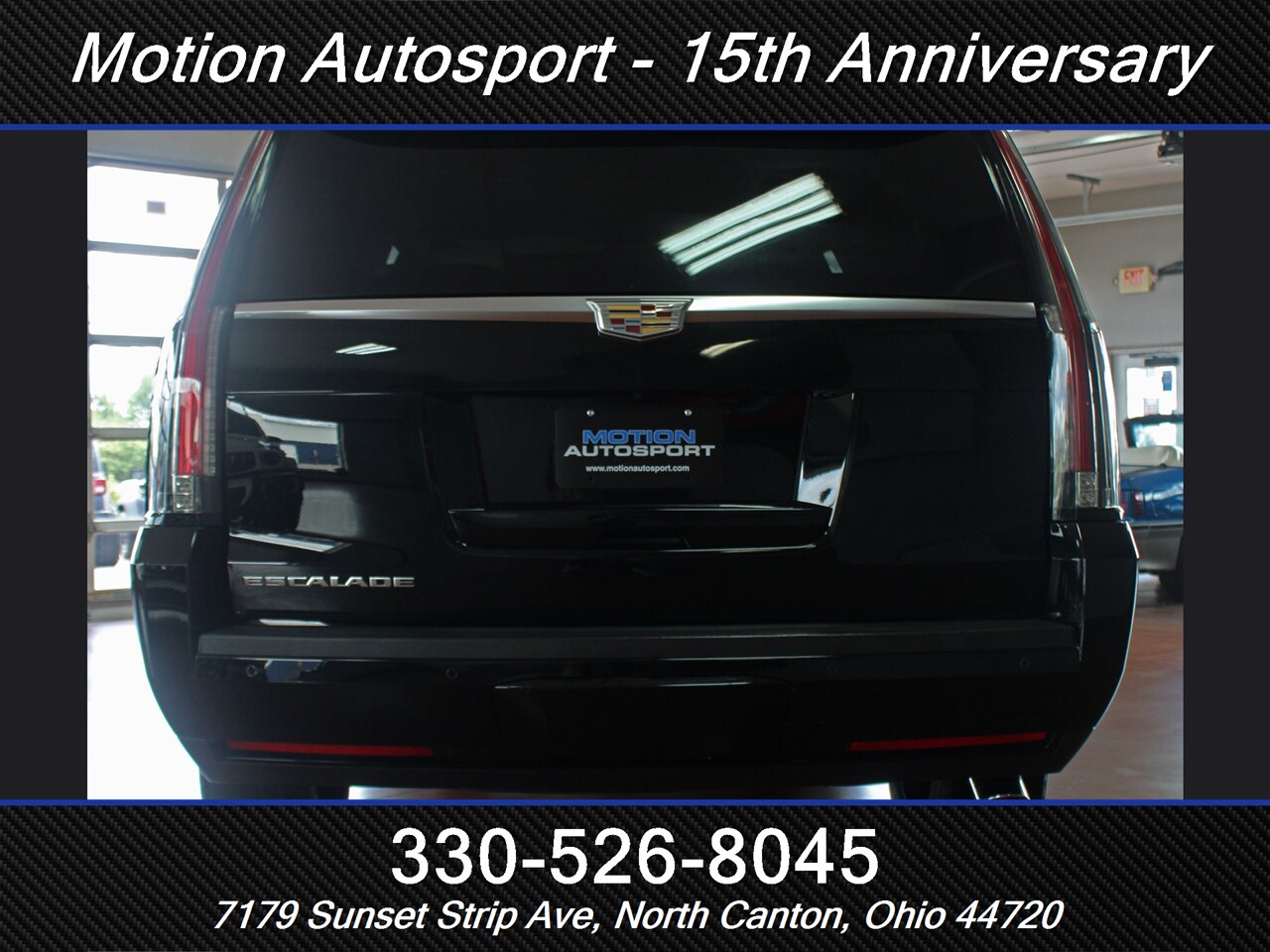 2016 Cadillac Escalade ESV Luxury Collection  4X4 - Photo 9 - North Canton, OH 44720