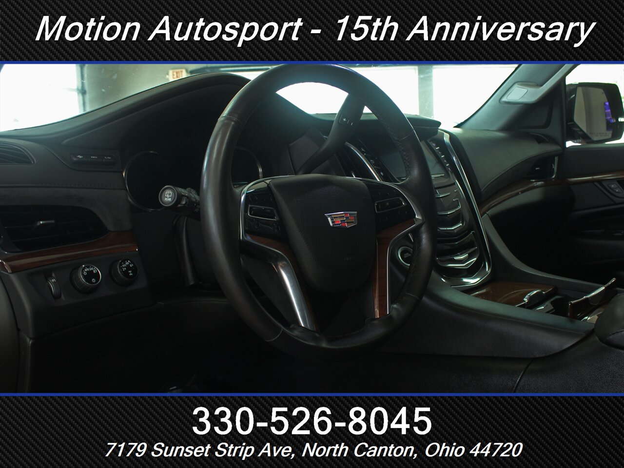 2016 Cadillac Escalade ESV Luxury Collection  4X4 - Photo 16 - North Canton, OH 44720