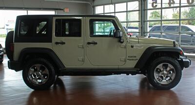 2017 Jeep Wrangler Unlimited Sport  Hard Top 4X4 - Photo 11 - North Canton, OH 44720