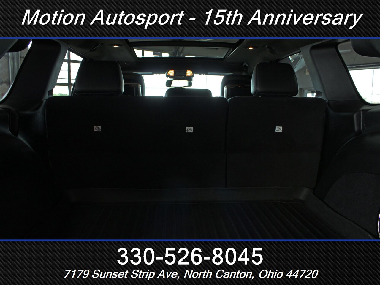 2016 Jeep Grand Cherokee SRT  Moon Roof Navigation 4X4 - Photo 10 - North Canton, OH 44720