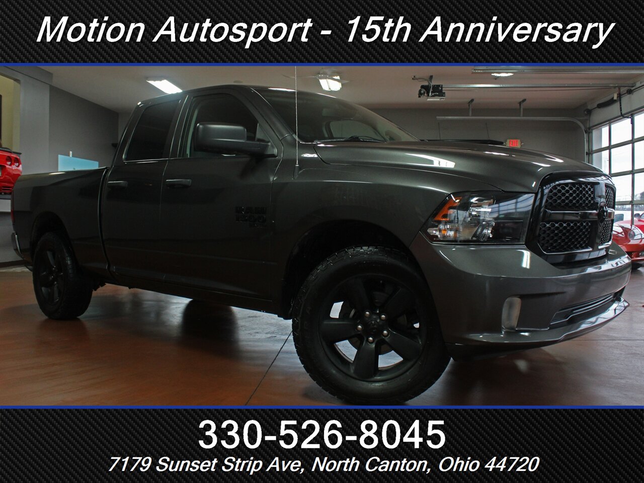 2022 RAM 1500 Classic Express Black Top Edition 4X4 - Photo 2 - North Canton, OH 44720