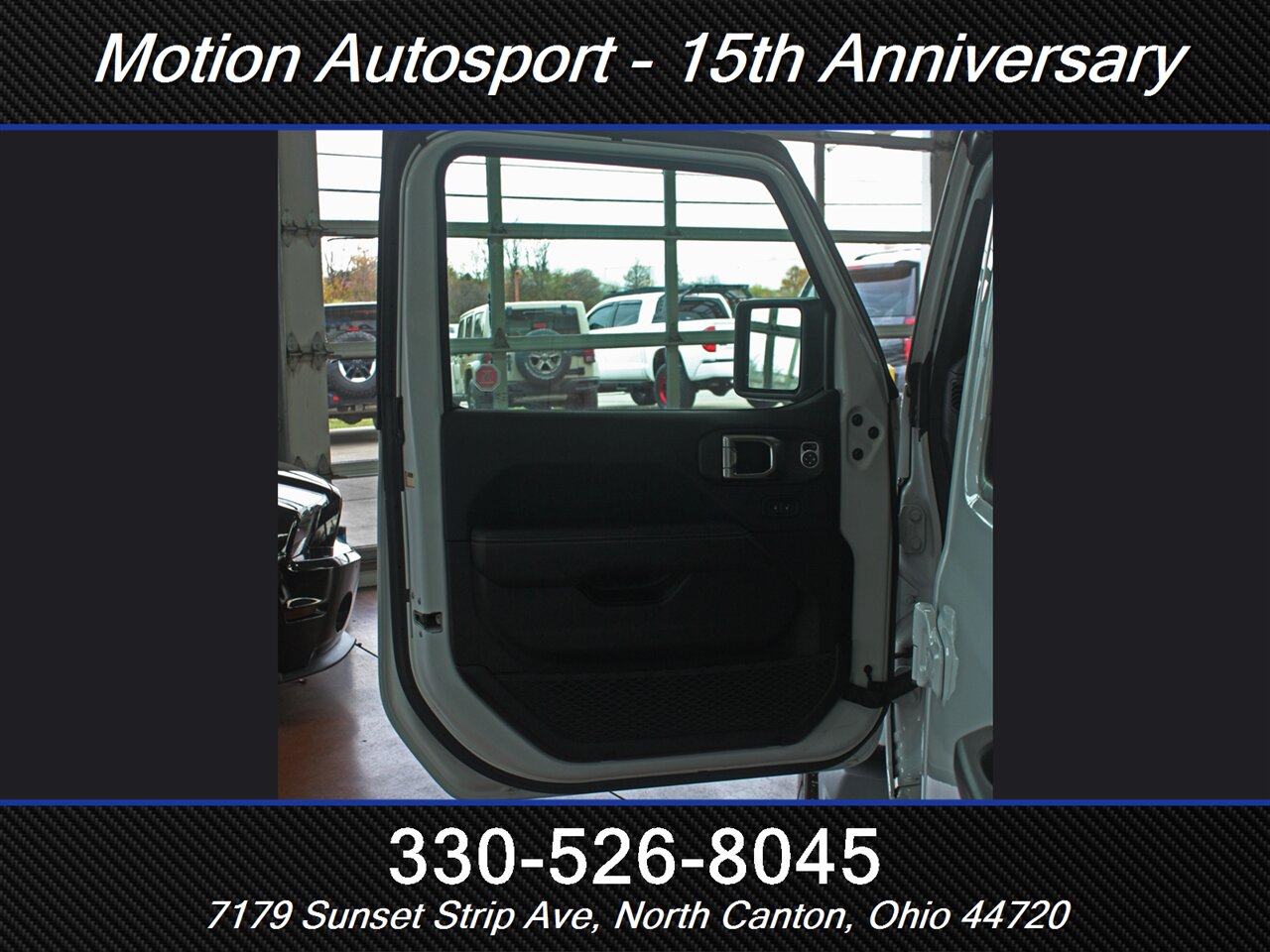 2018 Jeep Wrangler Unlimited Sahara 4X4 - Photo 17 - North Canton, OH 44720